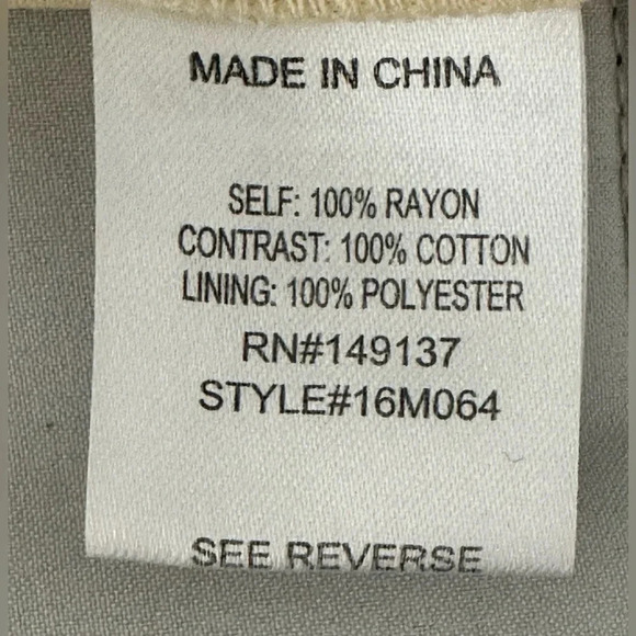 one the land  boho lace back romper size L - Picture 7 of 9